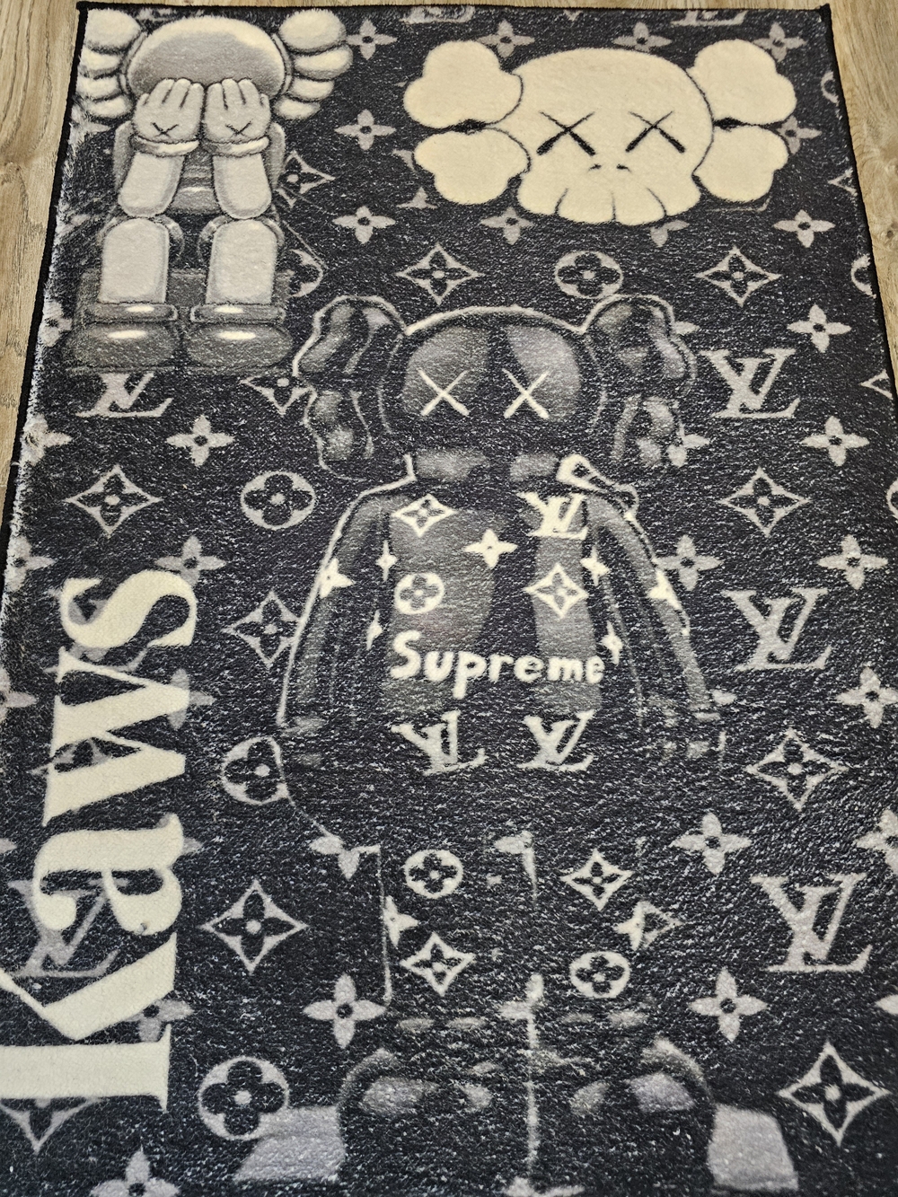 Kaws Supreme Rug - Picture 2 of 2